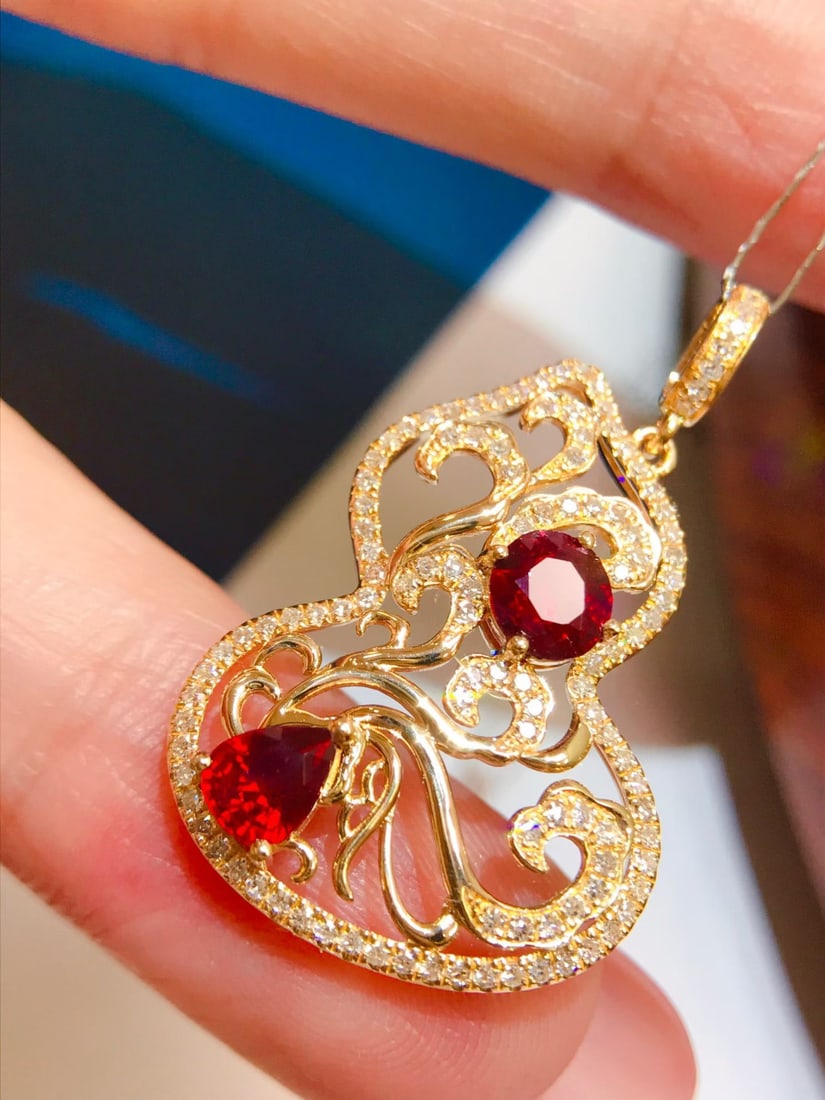 14k Gold 1.5 Ctw Vivid Red Natural Ruby & Diamond Pendant( Without Chain ): Ref:231172367 // gold content:14k gold // main gemstone:ruby // shape:multiple // carat weight:1. 1ct // color:vivid red // treatment:natural // // adjacent gemstone 2 : diamond // shape:round // cara