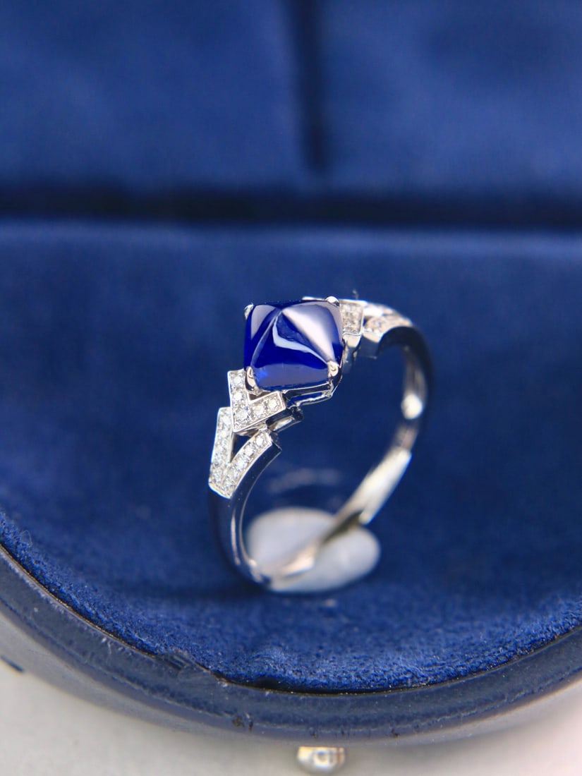 14k Gold 2.25 Ctw Vivid Blue Natural Sapphire & Diamond Ring - 4