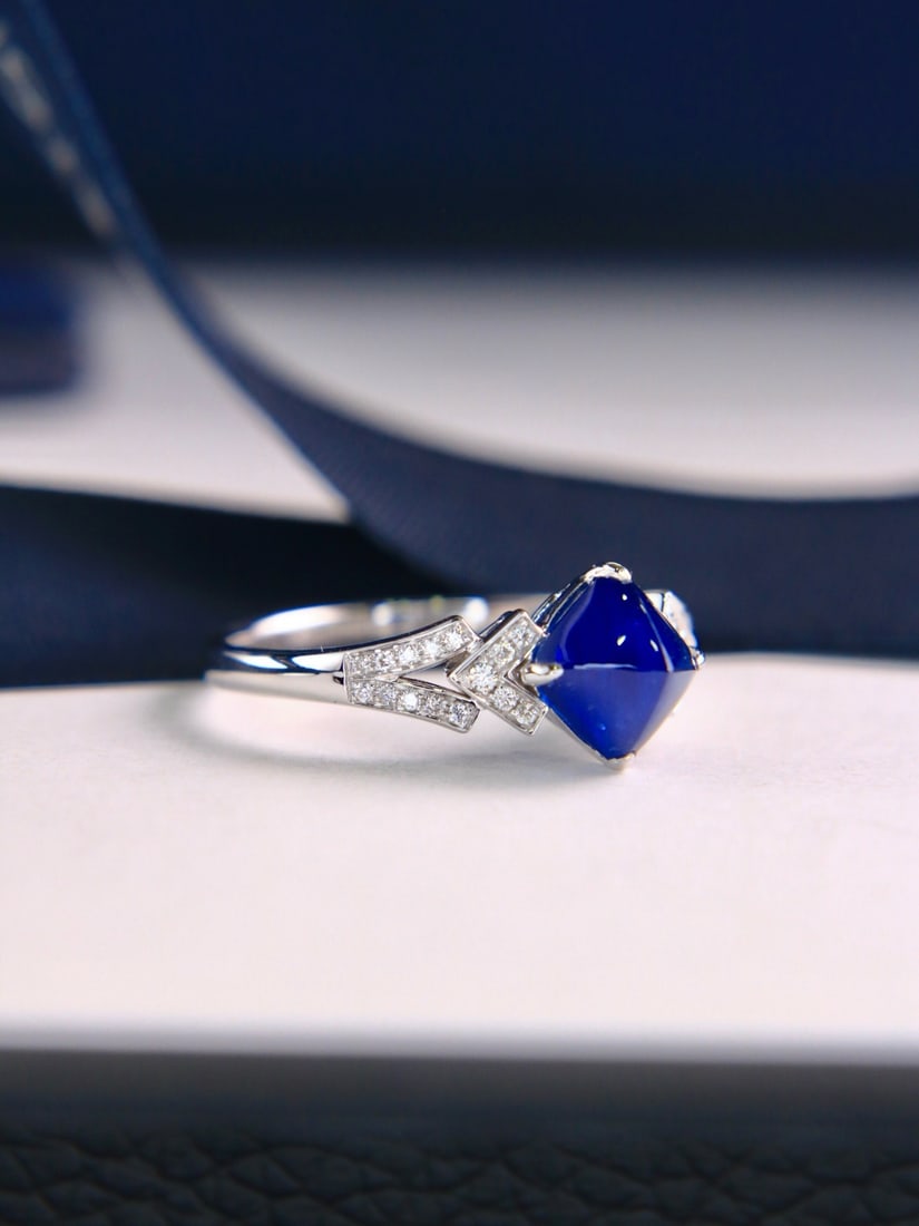 14k Gold 2.25 Ctw Vivid Blue Natural Sapphire & Diamond Ring - 6
