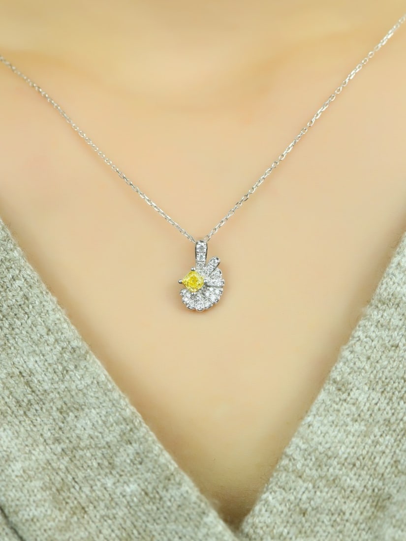 14k Gold 0.37 Ctw Natural Yellow Diamond & Diamond Pendant( Without Chain ) - 5
