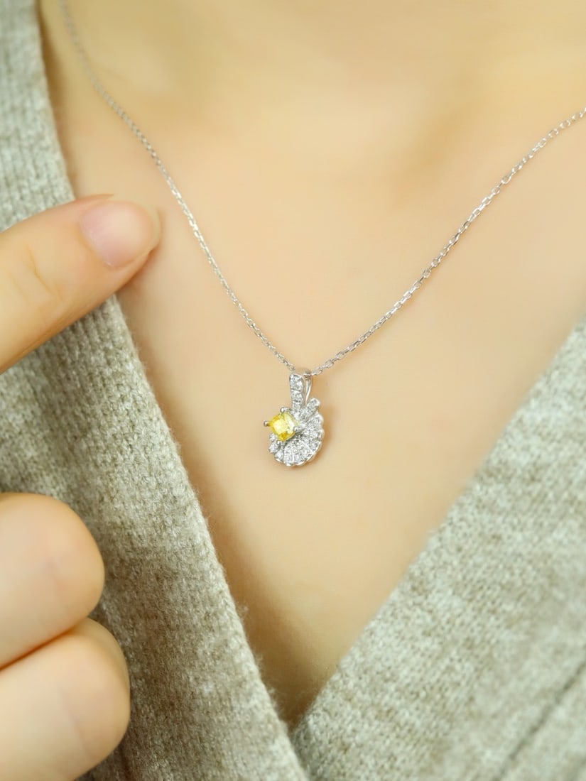 14k Gold 0.37 Ctw Natural Yellow Diamond & Diamond Pendant( Without Chain ) - 6