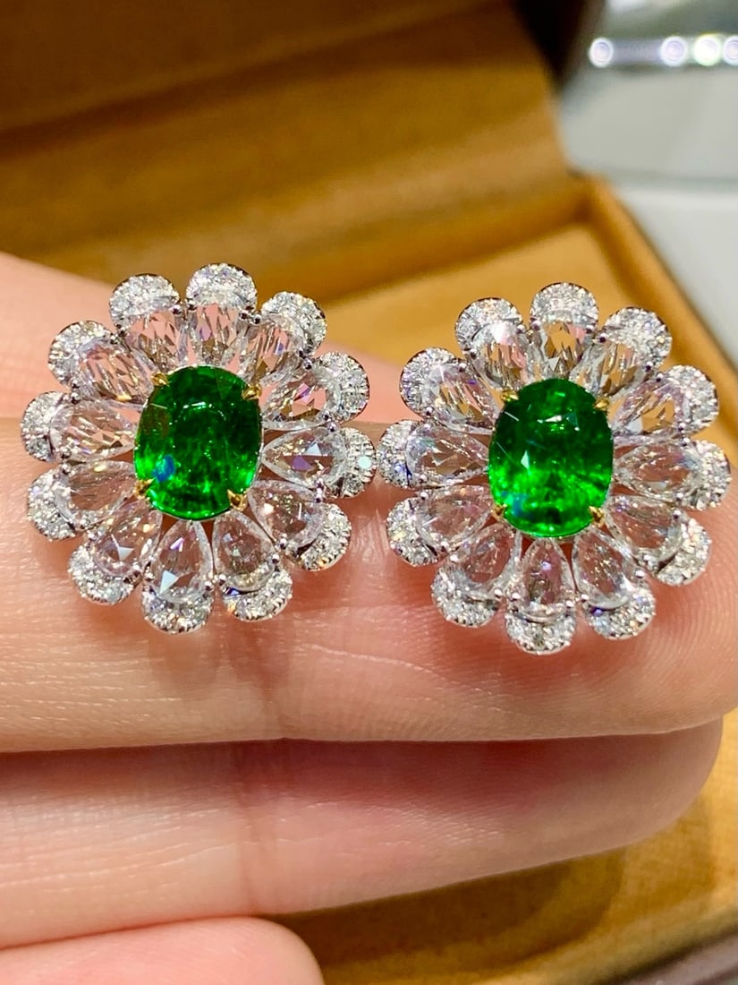 14k Gold 2.1 Ct Vivid Green Natural Tsavorite & Diamond & Sapphire Earrings - 2