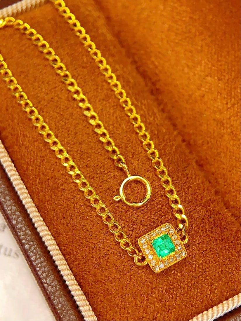 14k Gold 0.3 Ct Natural Emerald & Diamond Bracelet - 2