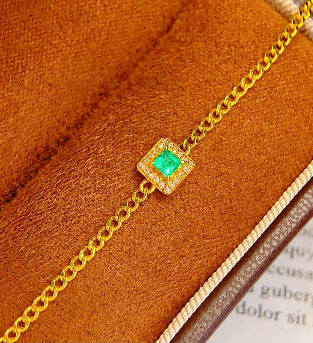 14k Gold 0.3 Ct Natural Emerald & Diamond Bracelet - 4