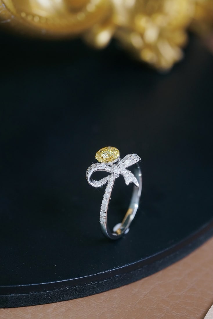 14k Gold 0.50 Ctw Natural Yellow Diamond & Diamond Ring - 8