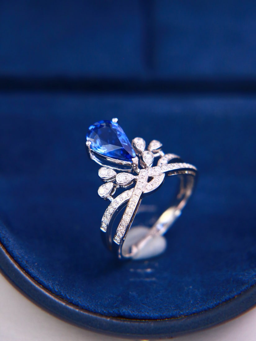 14k Gold 2.00 Ctw Natural Sapphire & Diamond Ring - 4