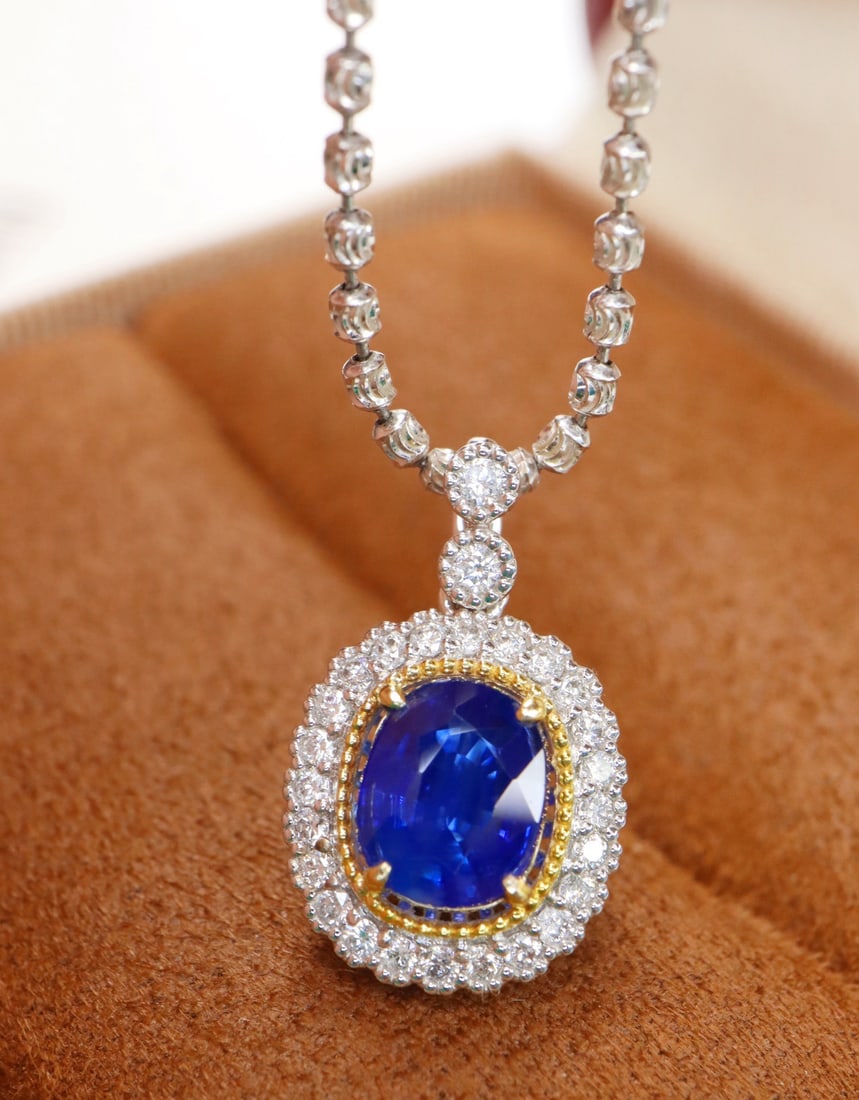 14k Gold 1.43 Ctw Natural Sapphire & Diamond Pendant( Without Chain ): Ref:231172411 // gold content:14k gold // main gemstone:sapphire // shape:oval // carat weight:1. 20ct // color:blue // treatment:natural // // adjacent gemstone 2 : diamond // shape:round // carat