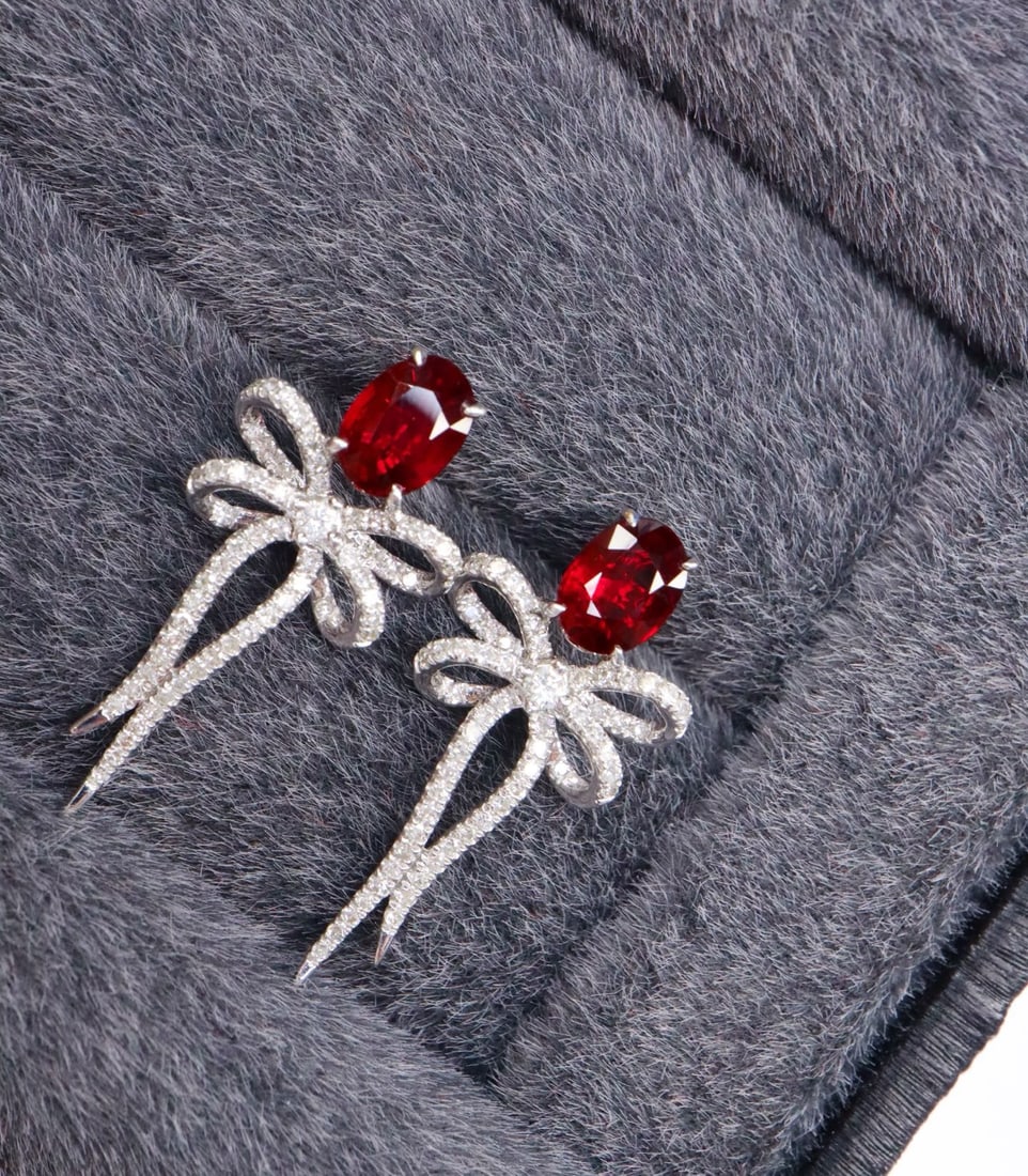 14k Gold 1.59 Ctw Natural Ruby & Diamond Earrings: Ref:231172415 // gold content:14k gold // main gemstone:ruby // shape:oval // carat weight:1. 20ct // color:pigeonblood red // treatment:natural // // adjacent gemstone 2 : diamond // shape:round //