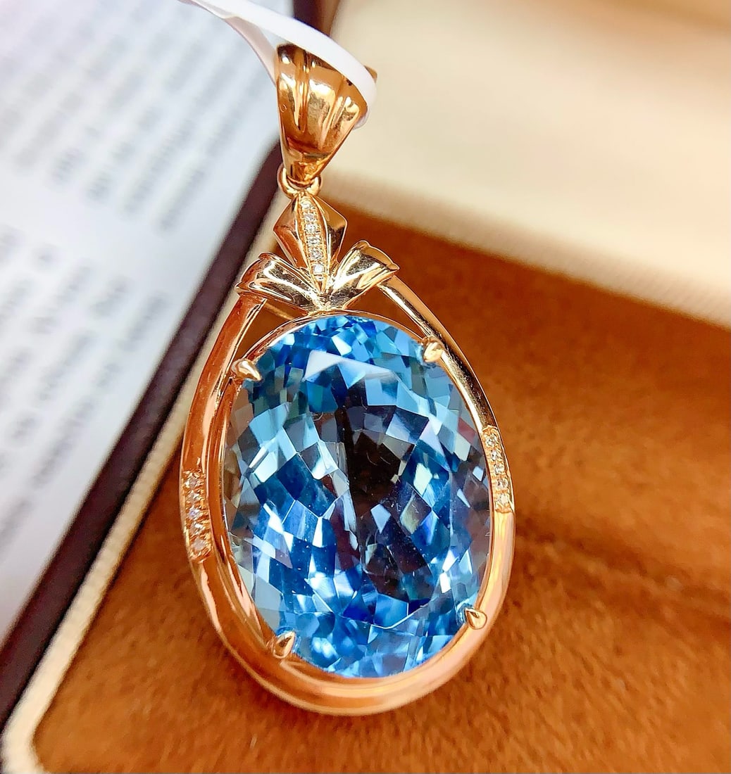 14k Gold 22.55 Ct Natural Topaz & Diamond Pendant( Without Chain ) - 5