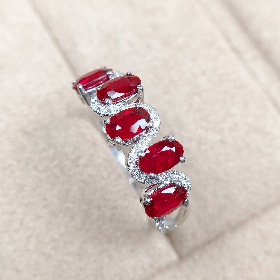 14k Gold 1.64 Ctw Vivid Red Natural Ruby & Diamond Ring - 3