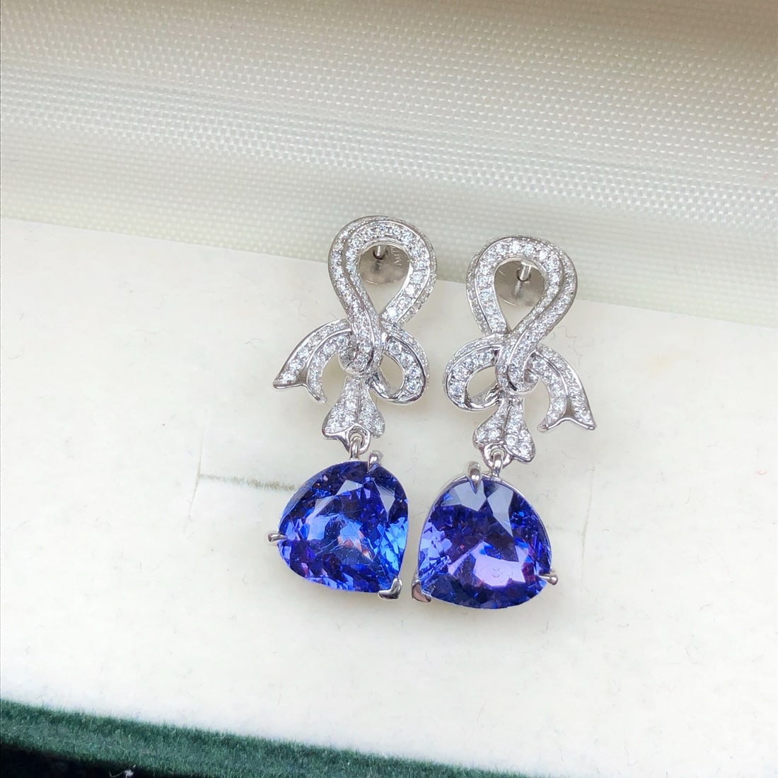 14k Gold 3.83 Ctw Natural Tanzanite & Diamond Earrings - 3