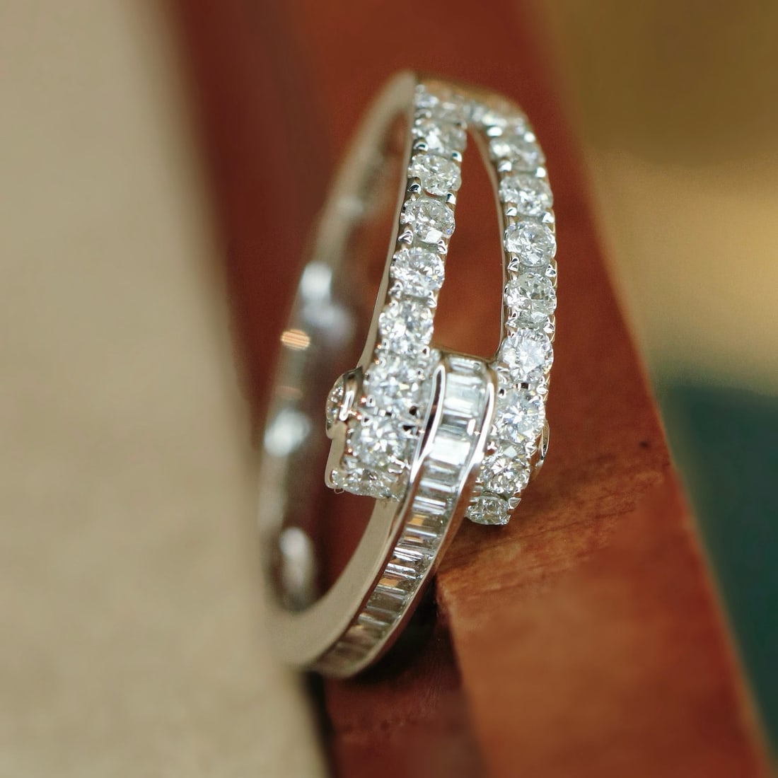 14k Gold 0.5 Ct Natural H Diamond Ring: Ref:231172427 // gold content:14k gold // ring size:7. 25us // // main gemstone:diamond // shape:multiple // carat weight:0. 5ct // clarity grade:vs-si // color:h // treatment:natural // Low