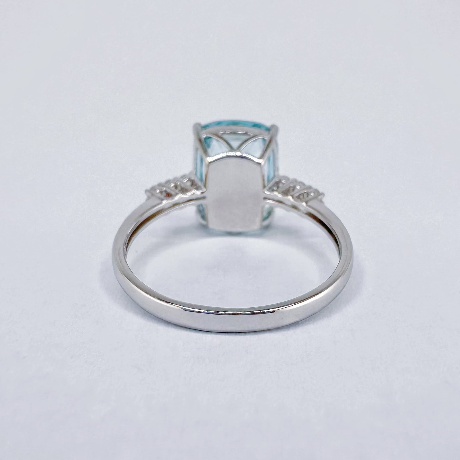 14k Gold 3.75 Ctw Natural Aquamarine & Diamond Ring - 4