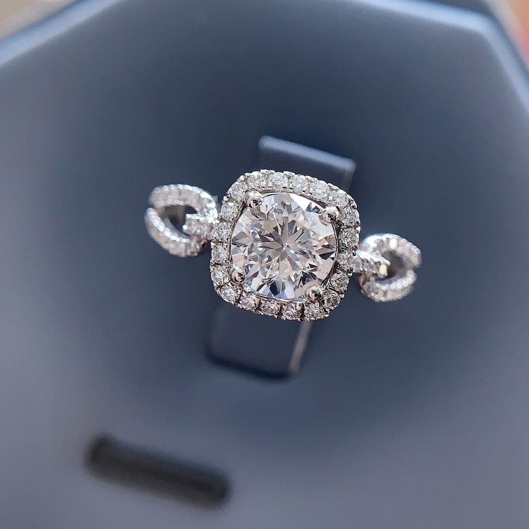 14k Gold 1.28 Ctw Natural F Diamond Ring (1 of 5)