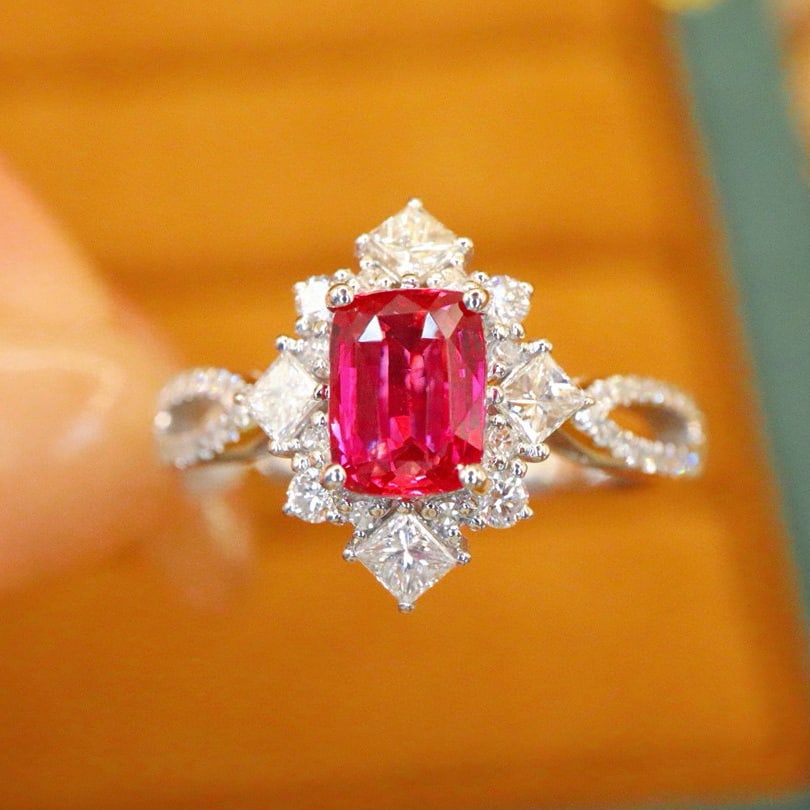 14k Gold 1.53 Ctw Natural Ruby & Diamond Ring: Ref:231064139 // gold content:14k gold // ring size:7. 25us // // main gemstone:ruby // shape:cushion // carat weight:1. 05ct // color:red // treatment:natural // // adjacent gemstone 2 : diamond // n