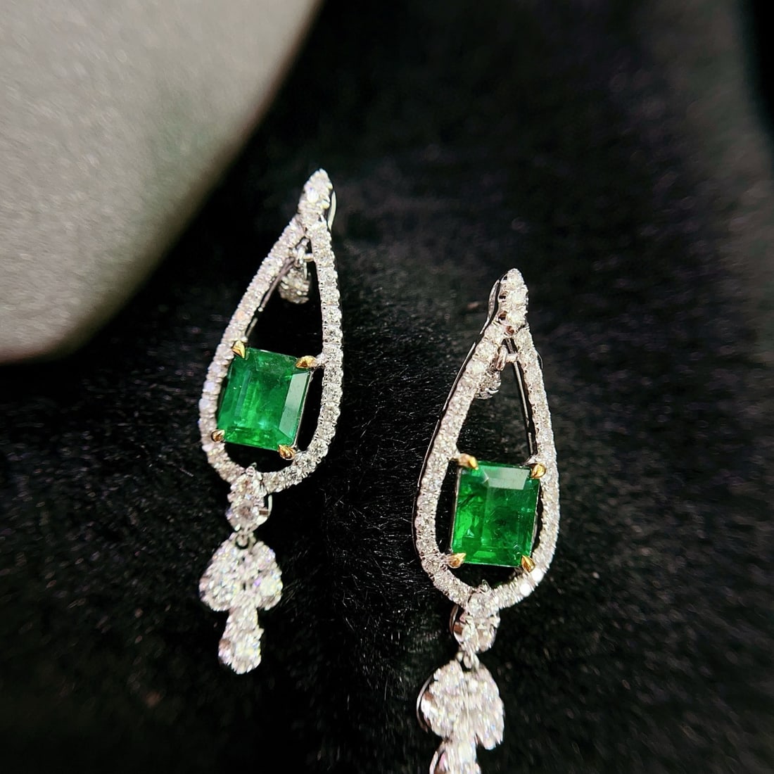 14k Gold 1.85 Ct Vivid Green Natural Emerald & Diamond Earrings (1 of 7)