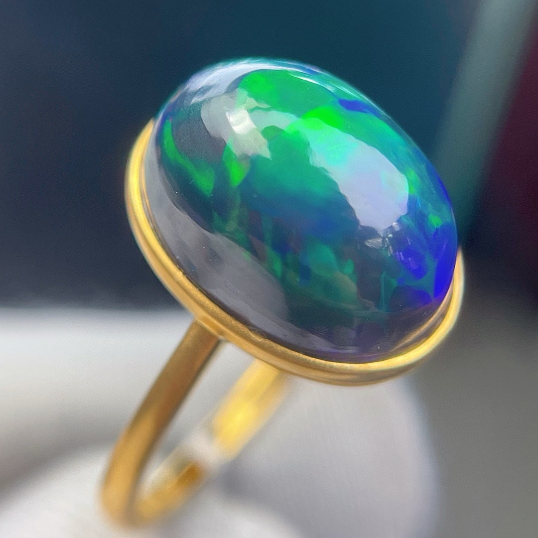 14k Gold 5 Ct Natural Opal & Solitaire Ring (1 of 6)