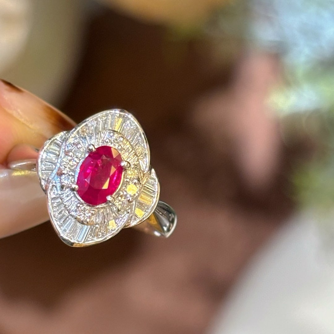 14k Gold 0.95 Ctw Natural Ruby & Diamond Ring: Ref:231068082 // gold content:14k gold // ring size:7. 25us // // main gemstone:ruby // shape:oval // carat weight:0. 6ct // color:pigeonblood red // treatment:natural // // adjacent gemstone 2 : diam