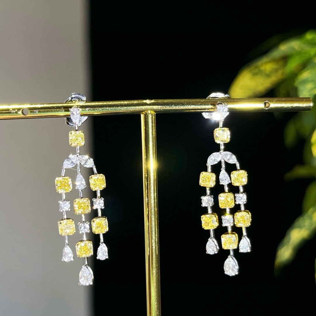 14k Gold 2.75 Ctw Natural Yellow Diamond & Diamond Earrings: Ref:231068161 // gold content:14k gold // main gemstone:yellow diamond // shape:cushion // carat weight:1. 87ct // color:yellow // treatment:natural // // adjacent gemstone 2 : diamond // shape:multip