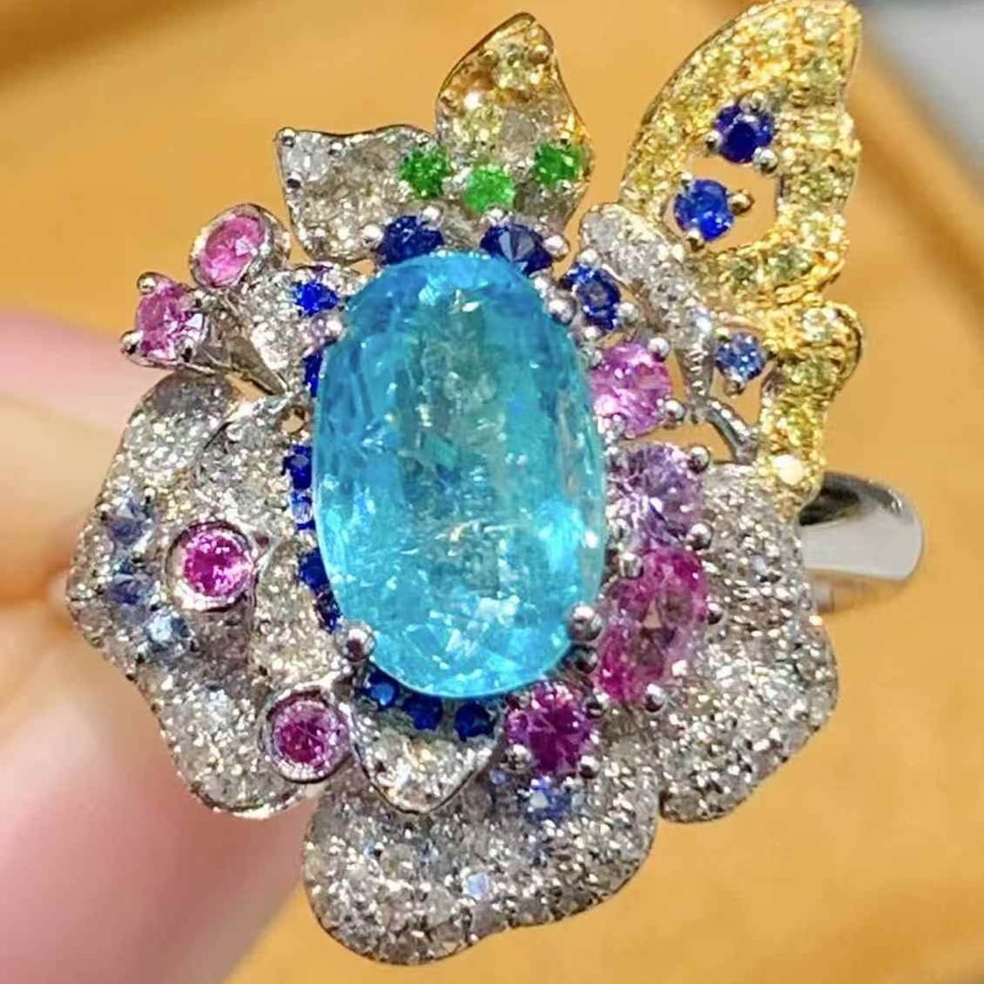 14k Gold 1.44 Ct Natural Paraiba Tourmaline & Diamond Ring: Ref:231069158 // gold content:14k gold // ring size:7. 25us // // main gemstone:paraiba tourmaline // shape:oval // carat weight:1. 44ct // color:blue // treatment:natural // // adjacent gemstone