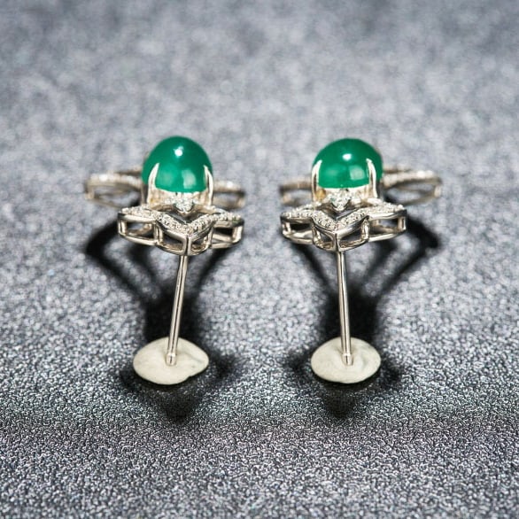 14k Gold 3.79 Ctw Vivid Green Natural Emerald & Diamond Earrings - 5