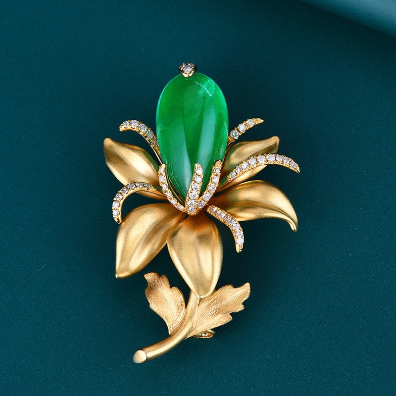14k Gold 7.57 Ctw Vivid Green Natural Emerald & Diamond Brooch/pendant( Without Chain ) (1 of 8)