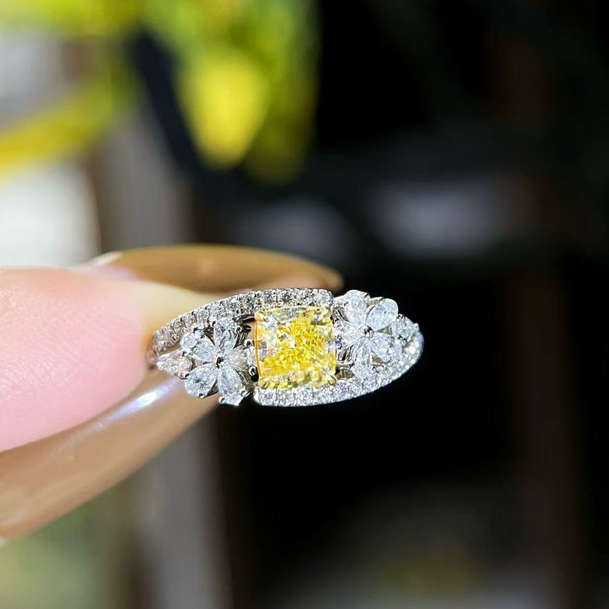 14k Gold 1.20 Ctw Natural Yellow Diamond & Diamond Ring: Ref:231070035 // gold content:14k gold // ring size:7. 25us // // main gemstone:yellow diamond // shape:cushion // carat weight:0. 70ct // color:yellow // treatment:natural // // adjacent gemstone 2 :