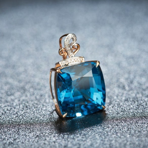 14k Gold 19 Ct Natural Topaz & Diamond Pendant( Without Chain ) - 2