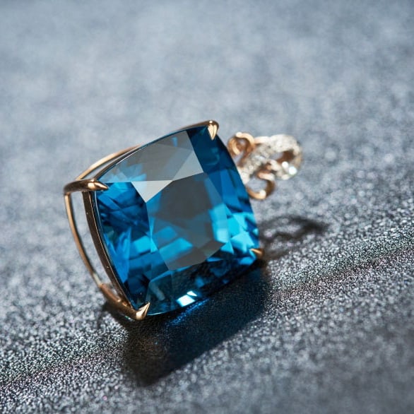 14k Gold 19 Ct Natural Topaz & Diamond Pendant( Without Chain ) - 6