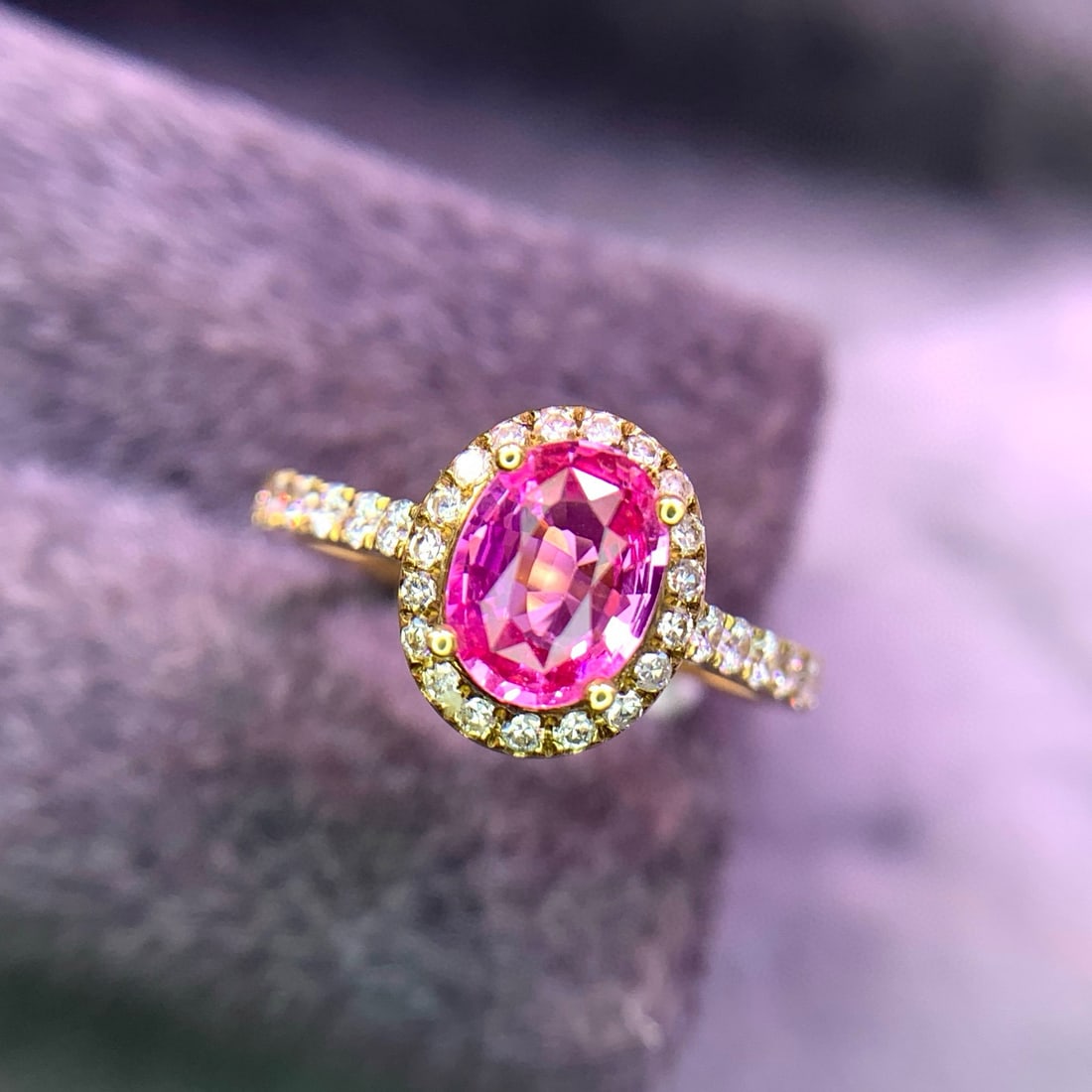 14k Gold 1.65 Ctw Natural Sapphire & Diamond Ring: Ref:231072032 // gold content:14k gold // ring size:7. 25us // // main gemstone:sapphire // shape:oval // carat weight:1. 26ct // color:pink // treatment:natural // // adjacent gemstone 2 : diamond //