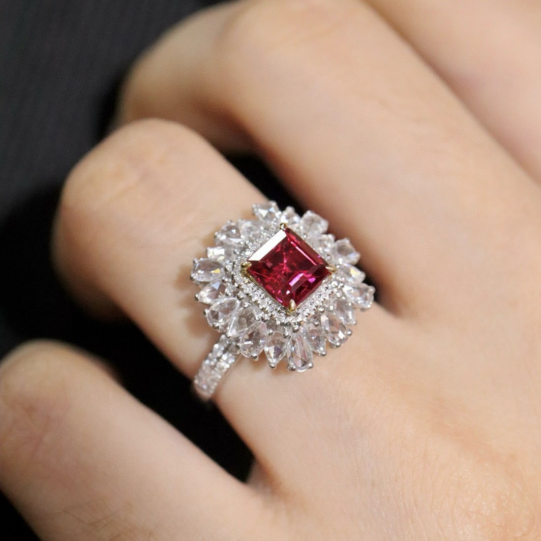 14k Gold 2.12 Ctw Natural Spinel & Diamond Ring - 5