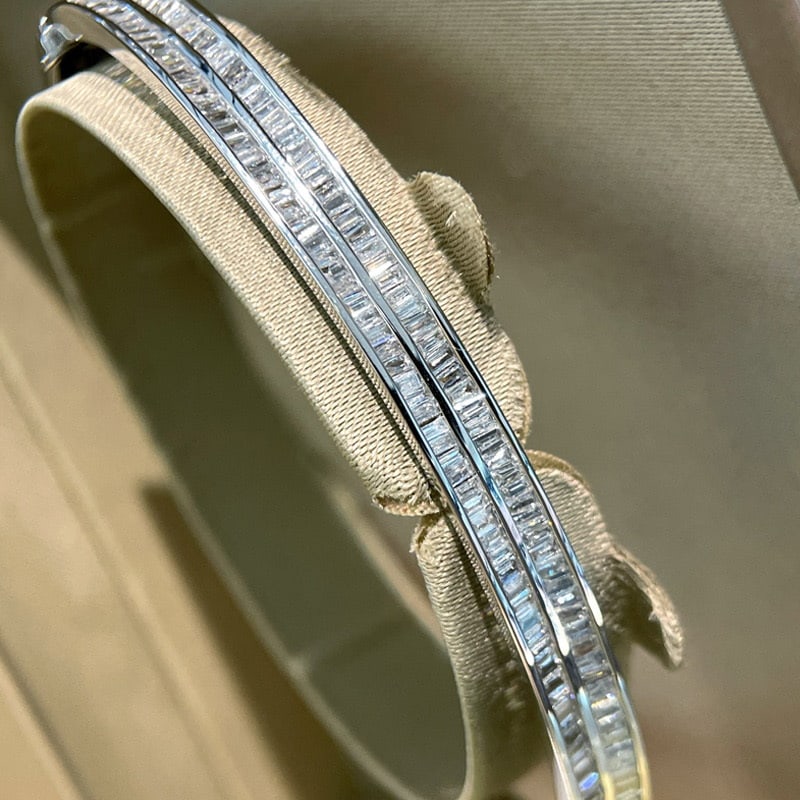 14k Gold 1.2 Ct Natural H Diamond Bangle - 2