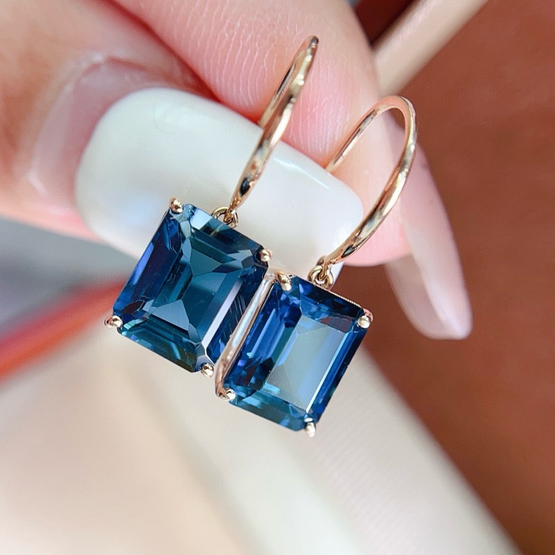 14k Gold 6.50 Ct Natural Topaz Earrings - 5