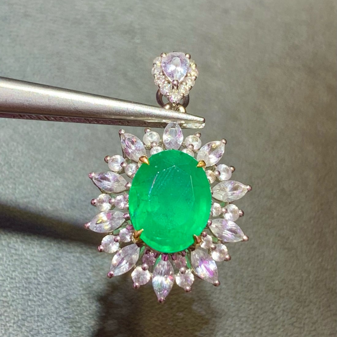 14k Gold 4.10 Ctw Natural Emerald & Sapphire Pendant( Without Chain ): Ref:231073258 // gold content:14k gold // main gemstone:emerald // shape:oval // carat weight:2. 77ct // color:green // treatment:natural // // adjacent gemstone 2 : sapphire // shape:multiple //