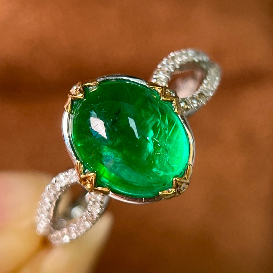 14k Gold 3.10 Ctw Vivid Green Natural Emerald & Diamond Ring (1 of 9)