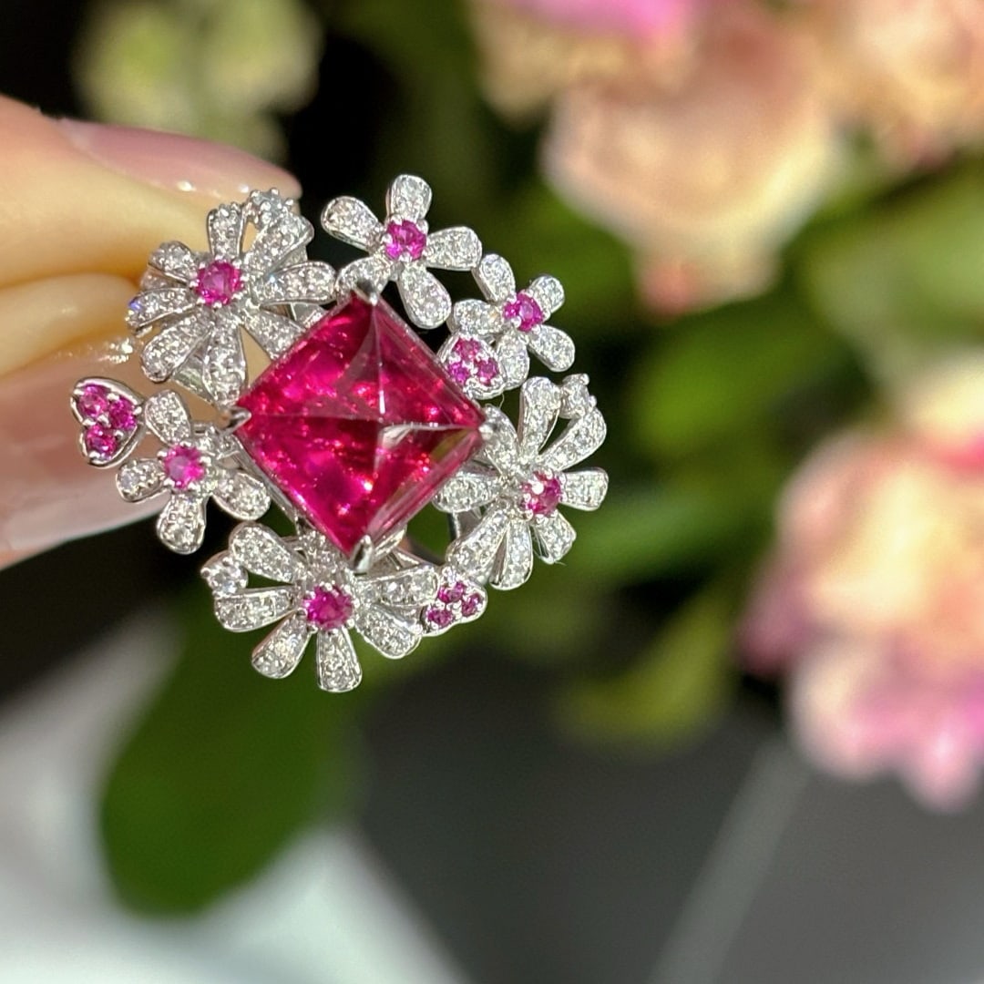 14k Gold 3.22 Ct Natural Spinel & Diamond Ring - 4