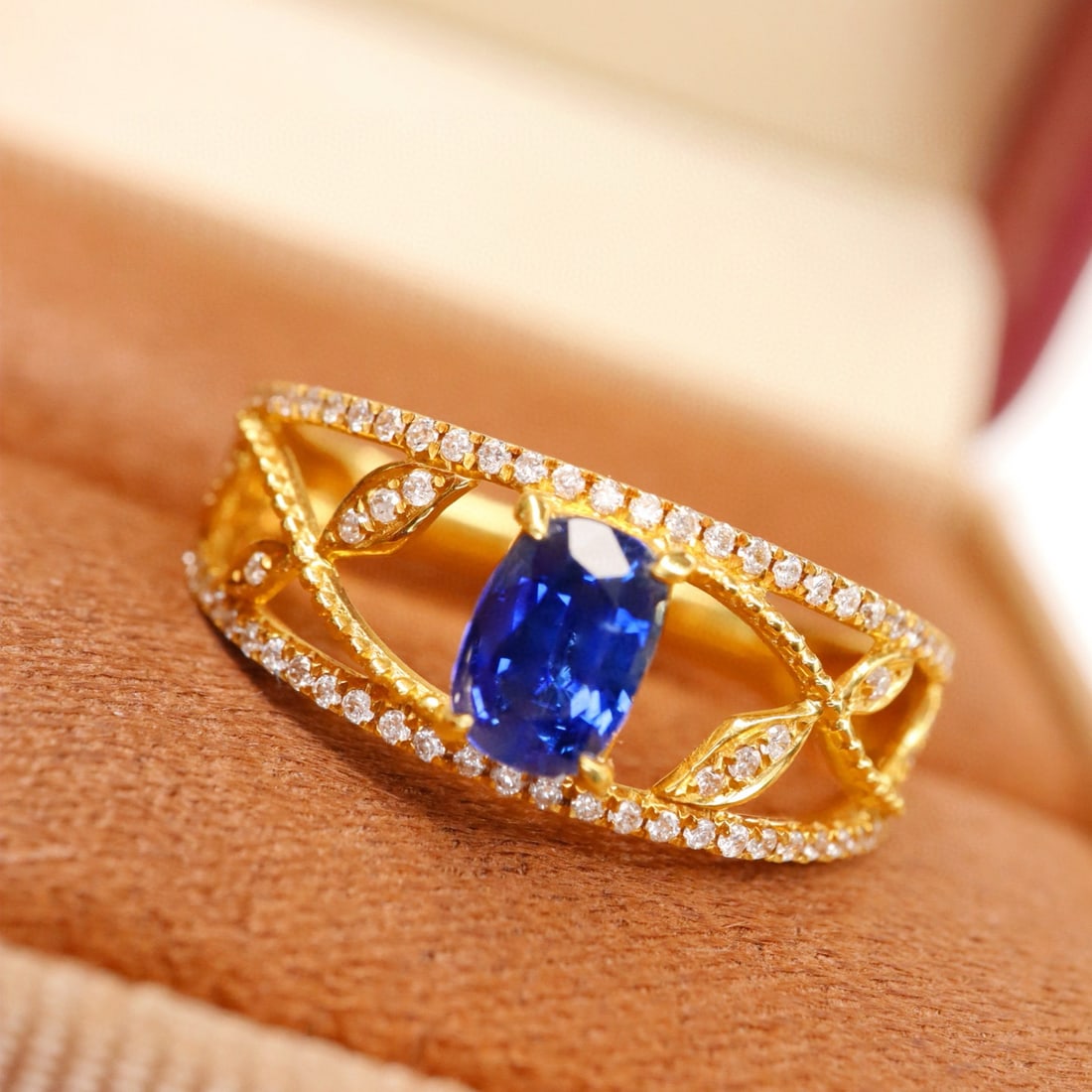 14k Gold 0.81 Ctw Natural Sapphire & Diamond Ring: Ref:231074119 // gold content:14k gold // ring size:7. 25us // // main gemstone:sapphire // shape:oval // carat weight:0. 58ct // color:blue // treatment:natural // // adjacent gemstone 2 :