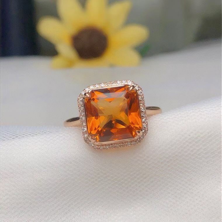 14k Gold 3.50 Ct Natural Citrine & Diamond Ring: Ref:231074152 // gold content:14k gold // ring size:7. 25us // // main gemstone:citrine // shape:octagonal // carat weight:3. 50ct // color:yellow // treatment:natural // // adjacent gemstone 2 :