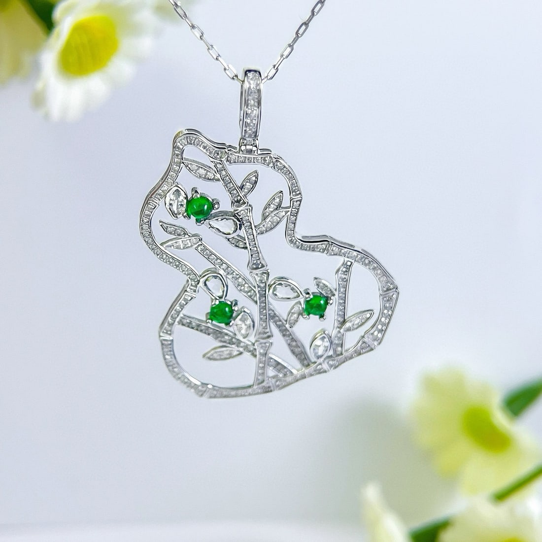 14k Gold 1.05 Ct Natural H Diamond Pendant( Without Chain ): Ref:231074216 // gold content:14k gold // main gemstone:diamond // shape:round // carat weight:1. 05ct // clarity grade:vs-si // color:h // treatment:natural // cut grade:g // Condition: NewLow