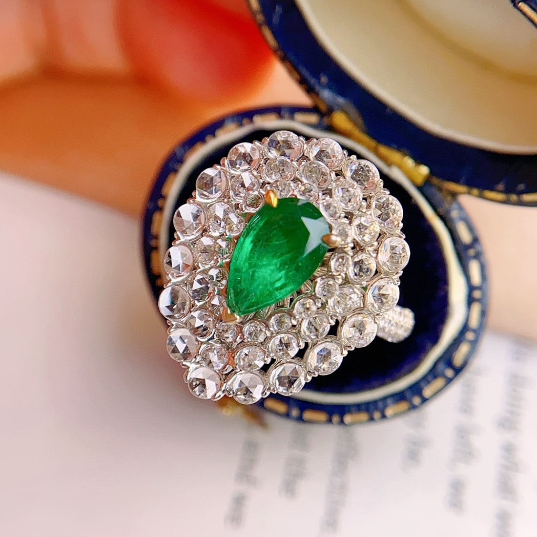 14k Gold 1.10 Ct Vivid Green Natural Emerald & Diamond Ring: Ref:231074223 // gold content:14k gold // ring size:7. 25us // // main gemstone:emerald // shape:pear // carat weight:1. 10ct // color:vivid green // treatment:natural // // adjacent gemstone 2 :