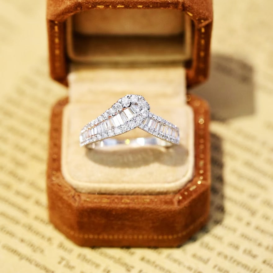 14k Gold 0.6 Ct Natural H Diamond Ring (1 of 4)