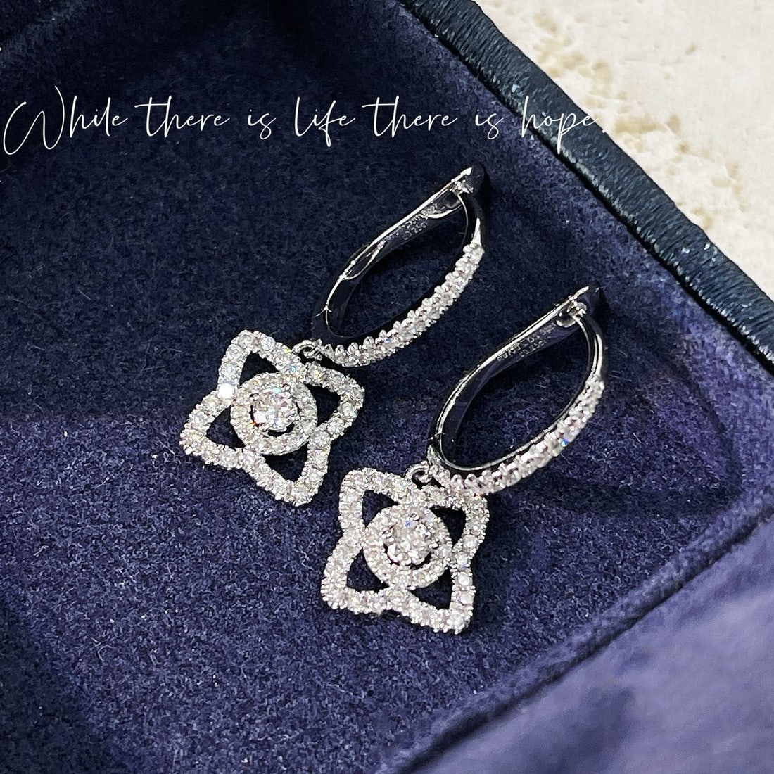 14k Gold 0.6 Ct Natural H Diamond Earrings: Ref:231074406 // gold content:14k gold // main gemstone:diamond // shape:round // carat weight:0. 6ct // clarity grade:vs-si // color:h // treatment:natural // cut grade:g // Condition: NewLow