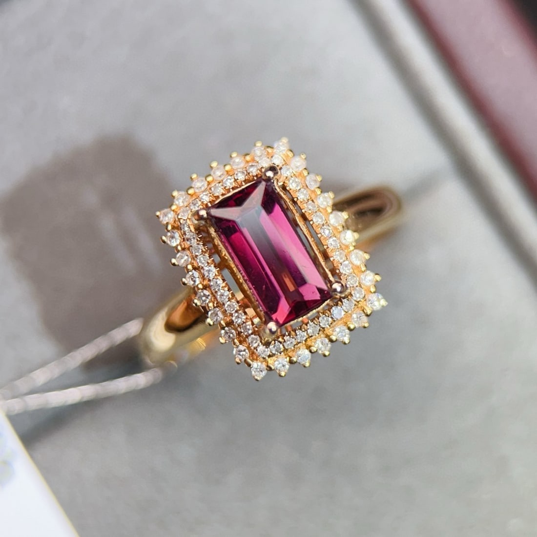 14k Gold 1.39 Ctw Natural Tourmaline & Diamond Ring: Ref:231074432 // gold content:14k gold // ring size:7. 25us // // main gemstone:tourmaline // shape:rectangle // carat weight:1. 1ct // color:red // treatment:natural // // adjacent gemstone 2 :