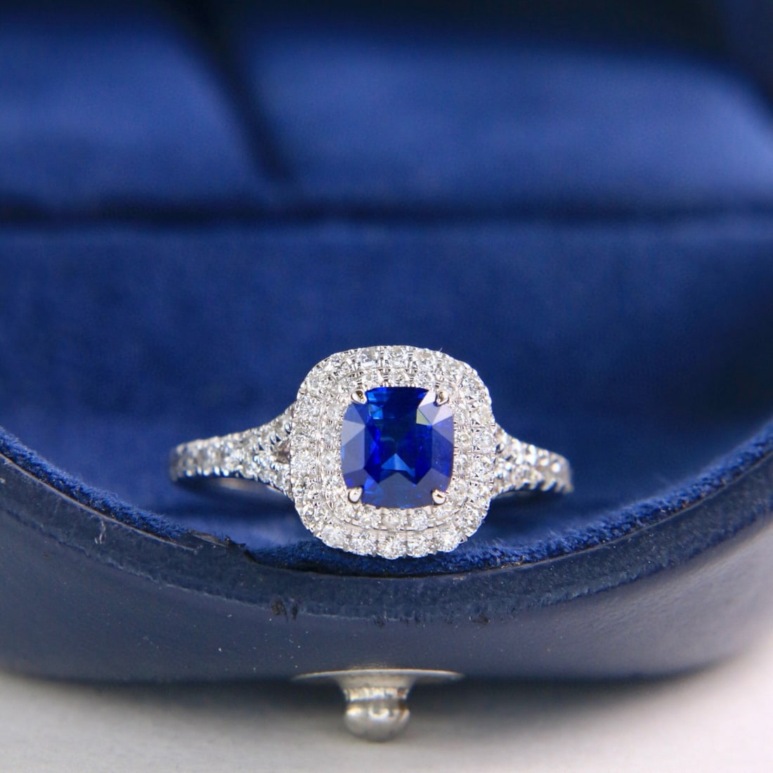 14k Gold 1.55 Ctw Natural Sapphire & Diamond Ring (1 of 8)