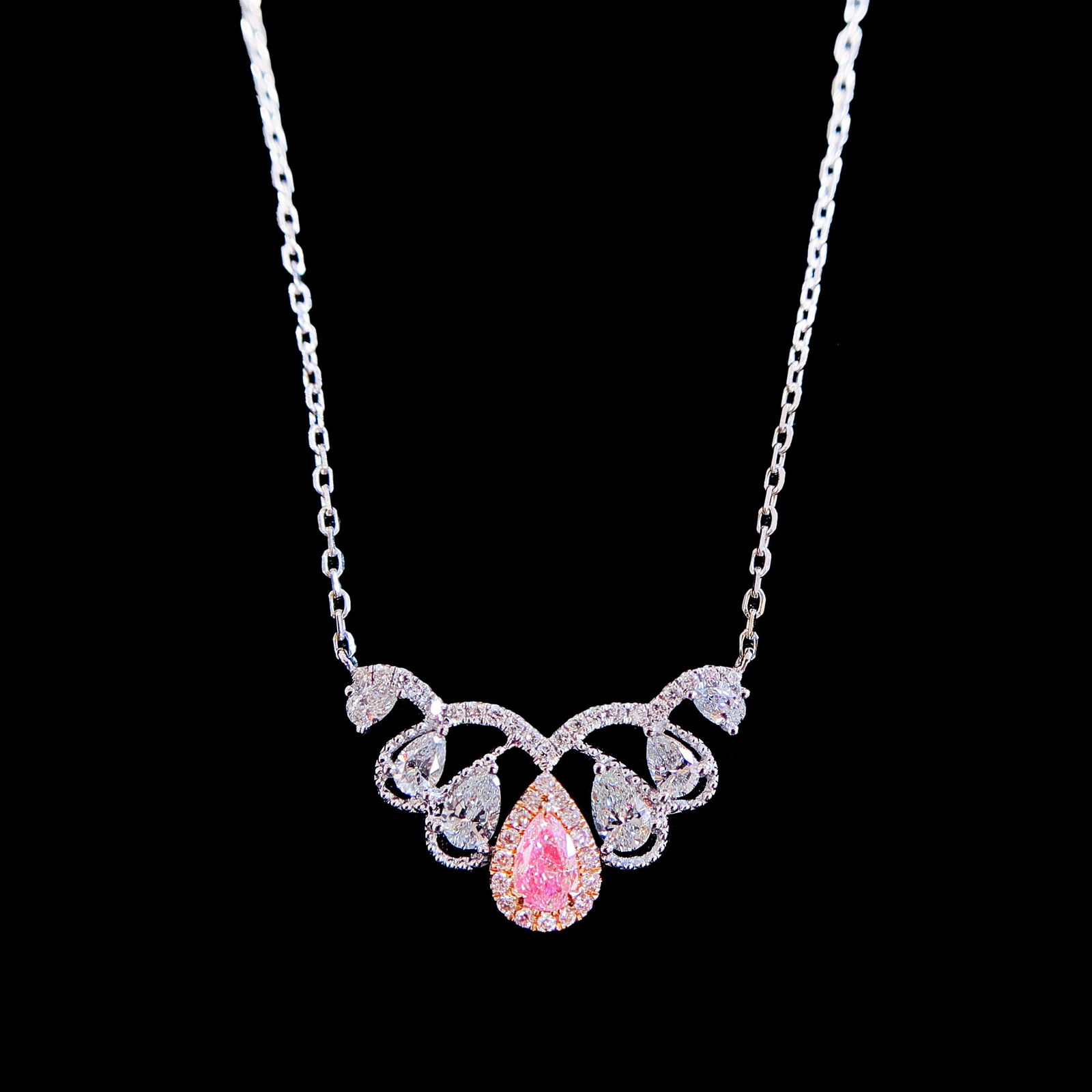 14k Gold 0.50 Ctw Natural Pink Diamond & Diamond Necklace: Ref:231076298 // gold content:14k gold // main gemstone:pink diamond // shape:pear // carat weight:0. 10ct // color:pink // treatment:natural // // adjacent gemstone 2 : diamond // shape:multiple // c