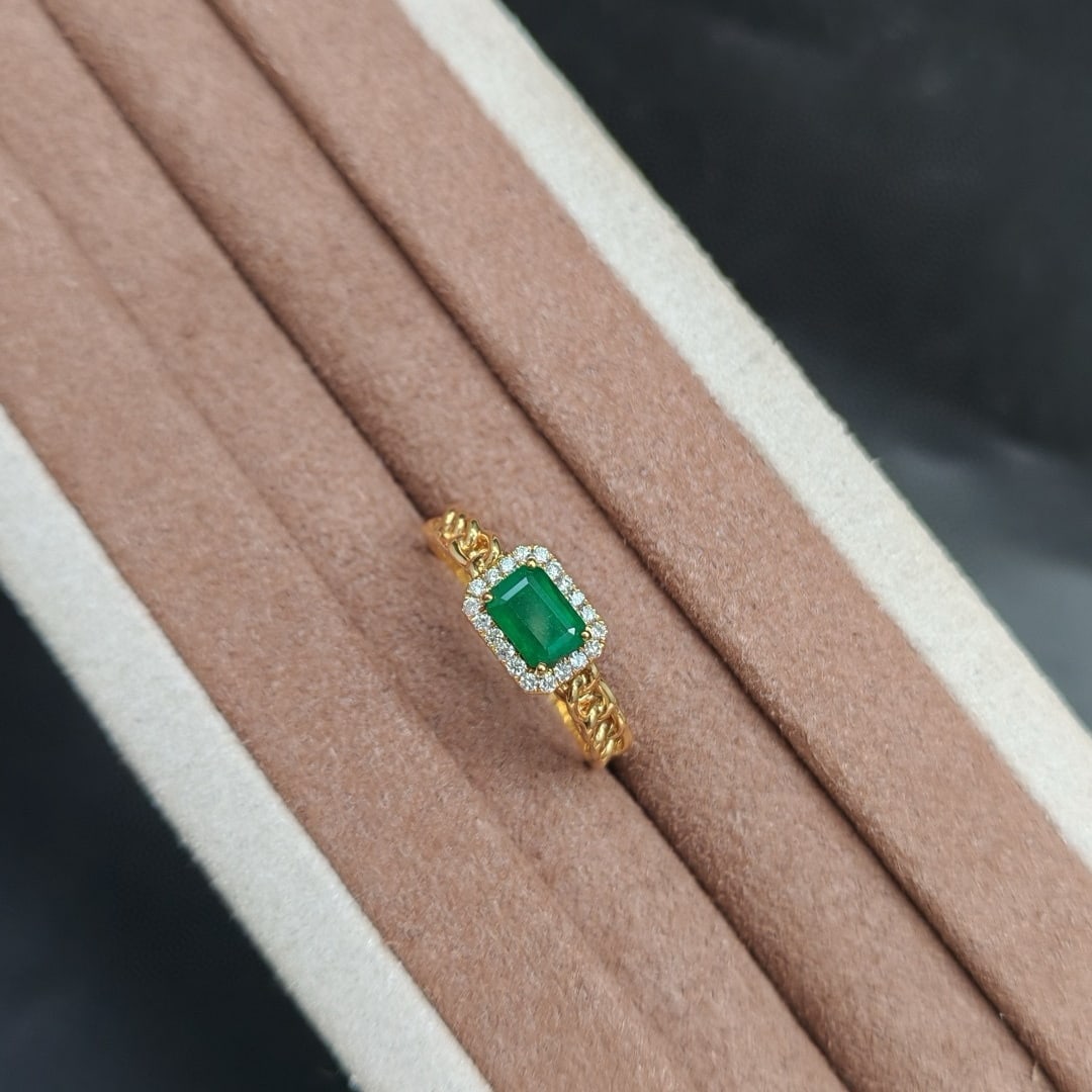 14k Gold 0.59 Ct Vivid Green Natural Emerald & Diamond Ring (1 of 4)