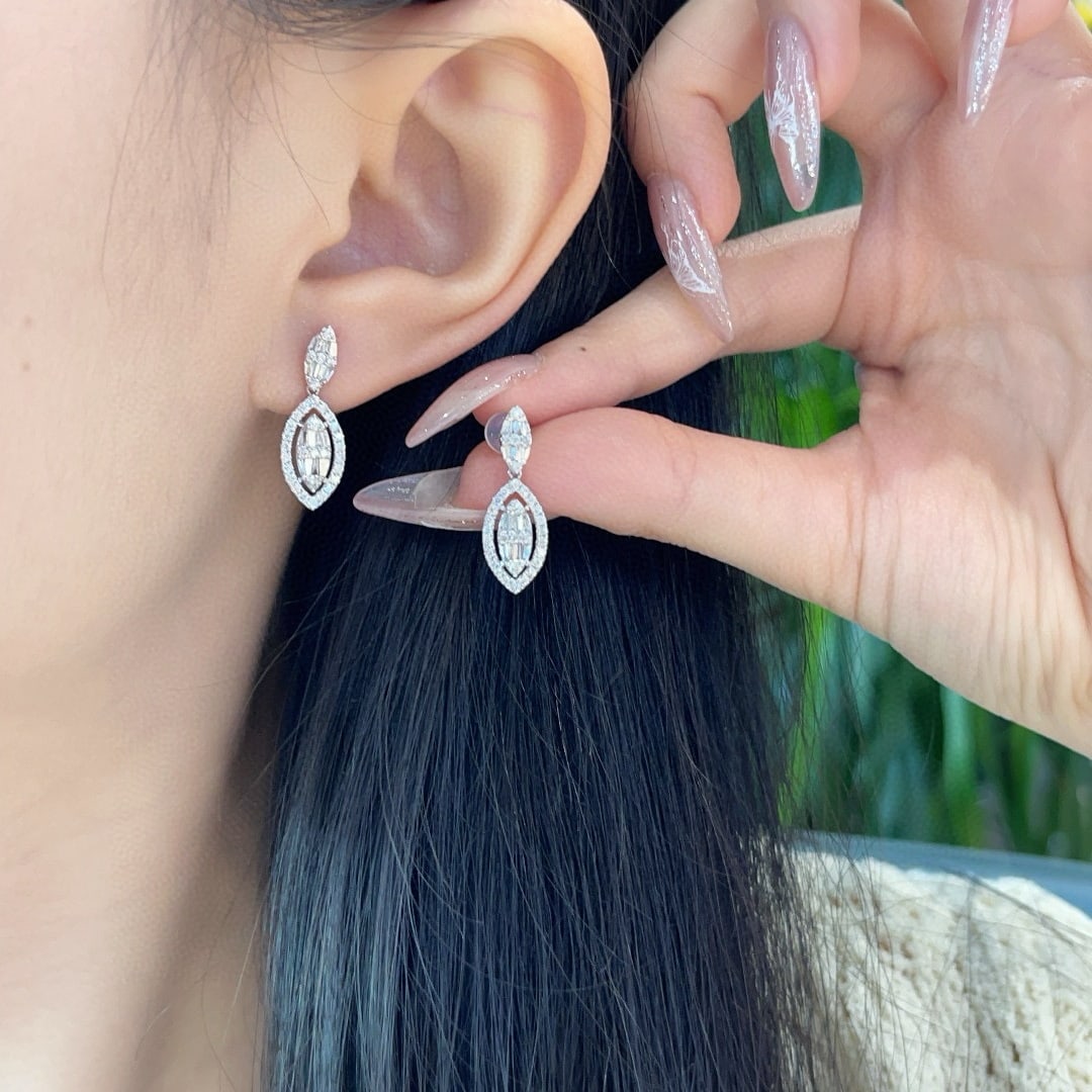 14k Gold 0.65 Ct Natural H Diamond Earrings - 4