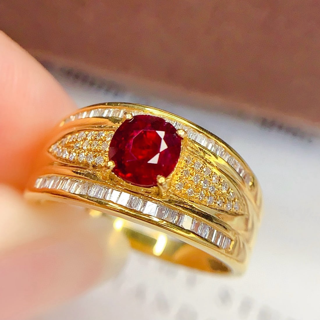 14k Gold 1 Ct Natural Ruby & Diamond Ring: Ref:231076399 // gold content:14k gold // ring size:7. 25us // // main gemstone:ruby // shape:oval // carat weight:1ct // color:red // treatment:natural // // adjacent gemstone 2 : diamond //