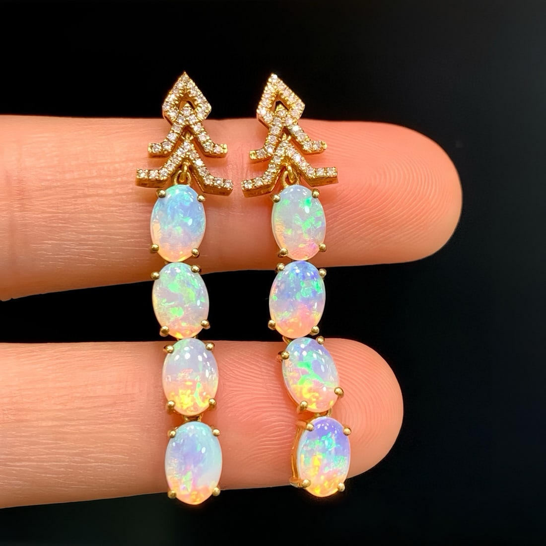 14k Gold 3.23 Ctw Natural Opal & Diamond Earrings: Ref:230947109 // gold content:14k gold // main gemstone:tourmaline // shape:octagonal // carat weight:4. 5ct // color:green // treatment:natural // // adjacent gemstone 2 : diamond // number of stones