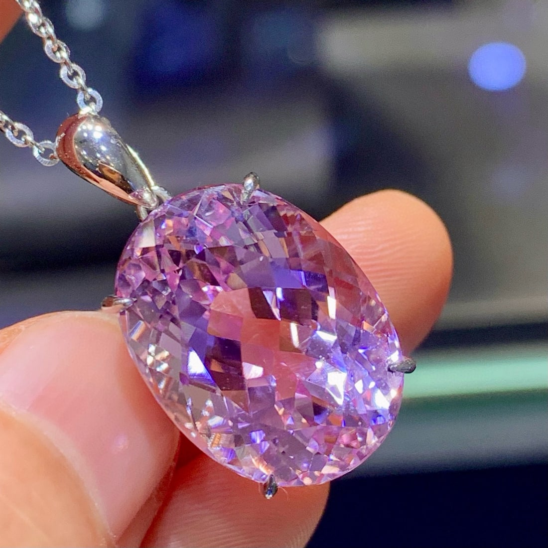 14k Gold 19.56 Ct Natural Kunzite Pendant( Without Chain ) (1 of 3)